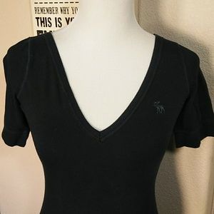 Abercrombie Deep V-neck Blue Top Size Medium